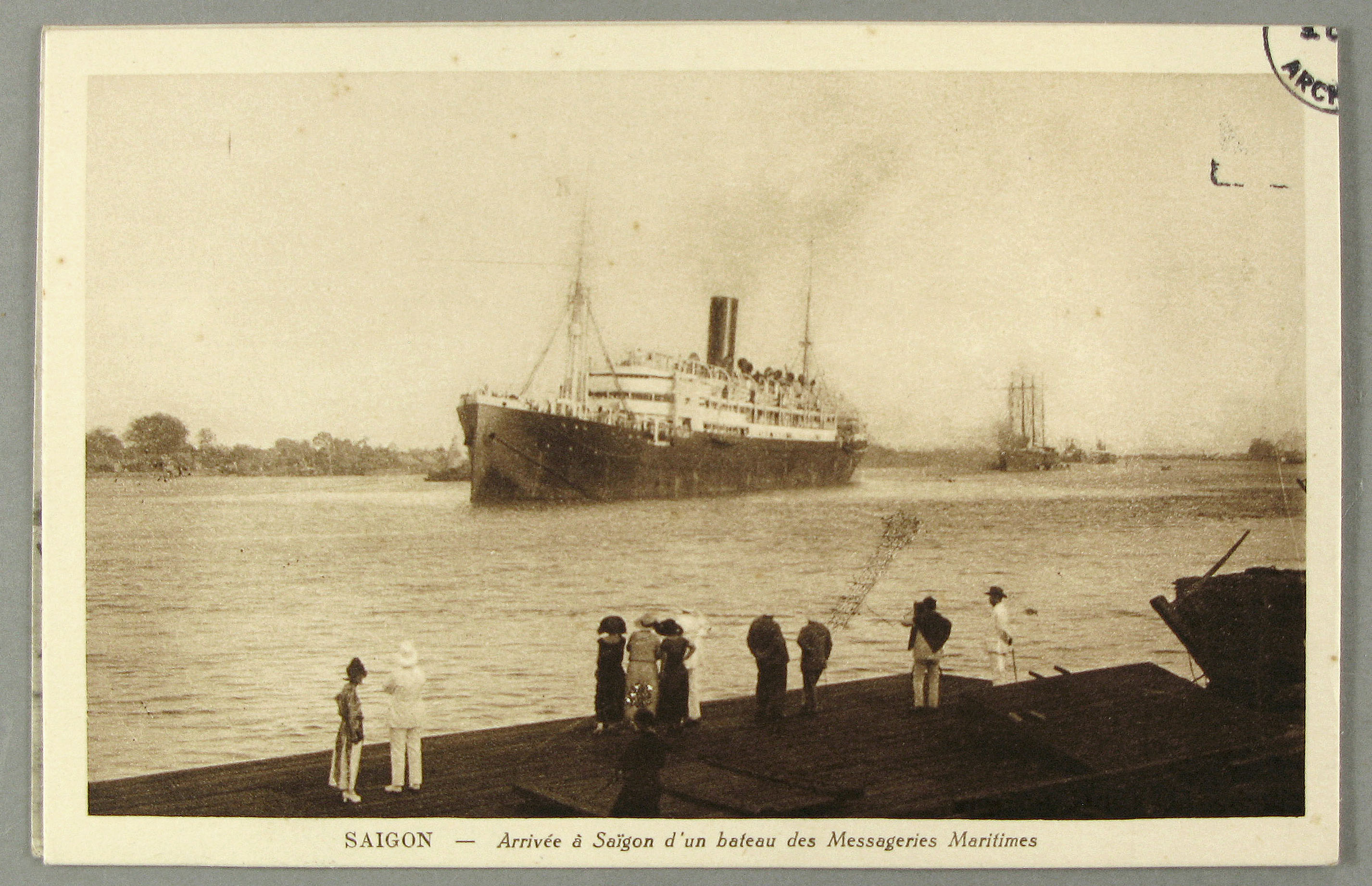 Arrivée à Saïgon d’un bateau des Messageries maritimes