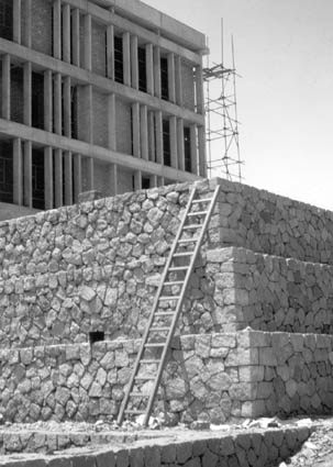 Tananarive, chantier du restaurant universitaire